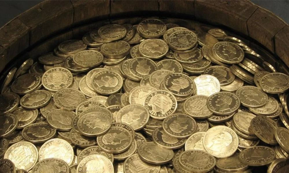 Συνελήφθη αστυνομικός που είχε σκάψει όλο τον νομό Κιλκίς για λίρες